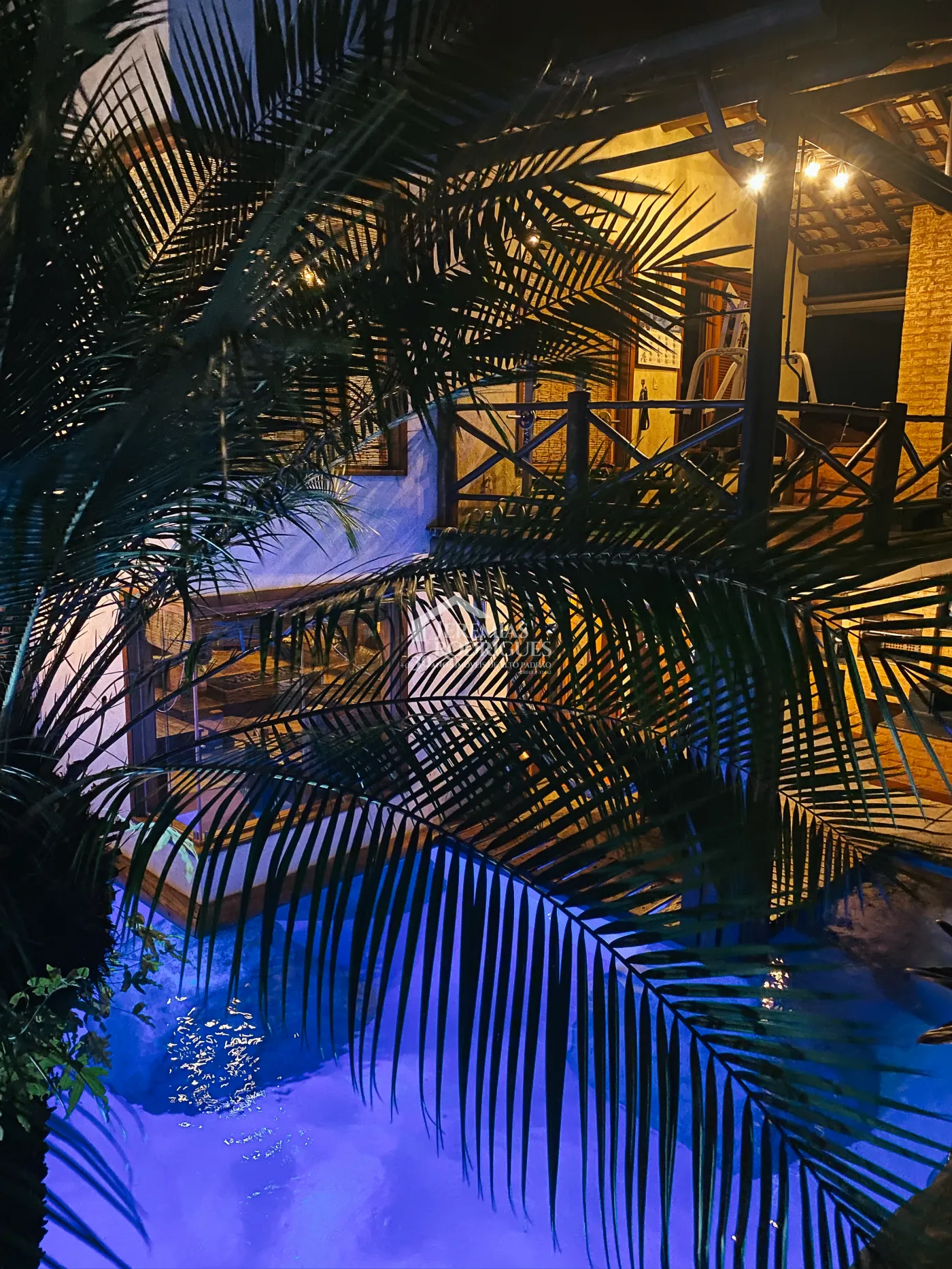 Casa para venda e locação com 5 dormitórios no Condomínio Taubaté Village em Taubaté/SP.