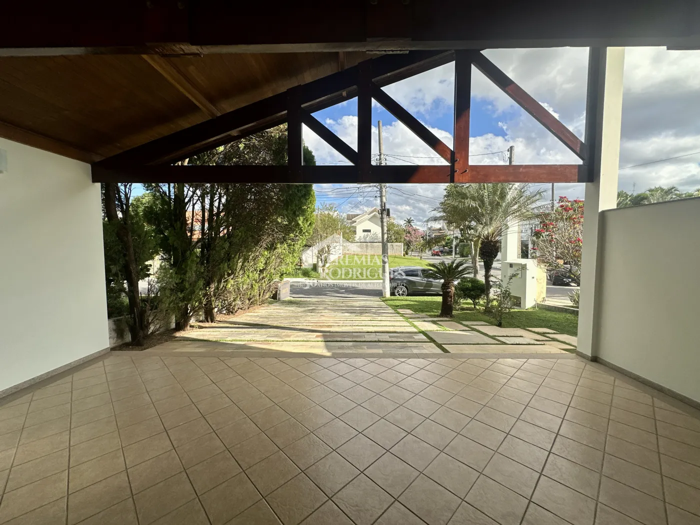 Casa para locação com 4 dormitórios no Condomínio Taubaté Village em Taubaté/SP - foto 9