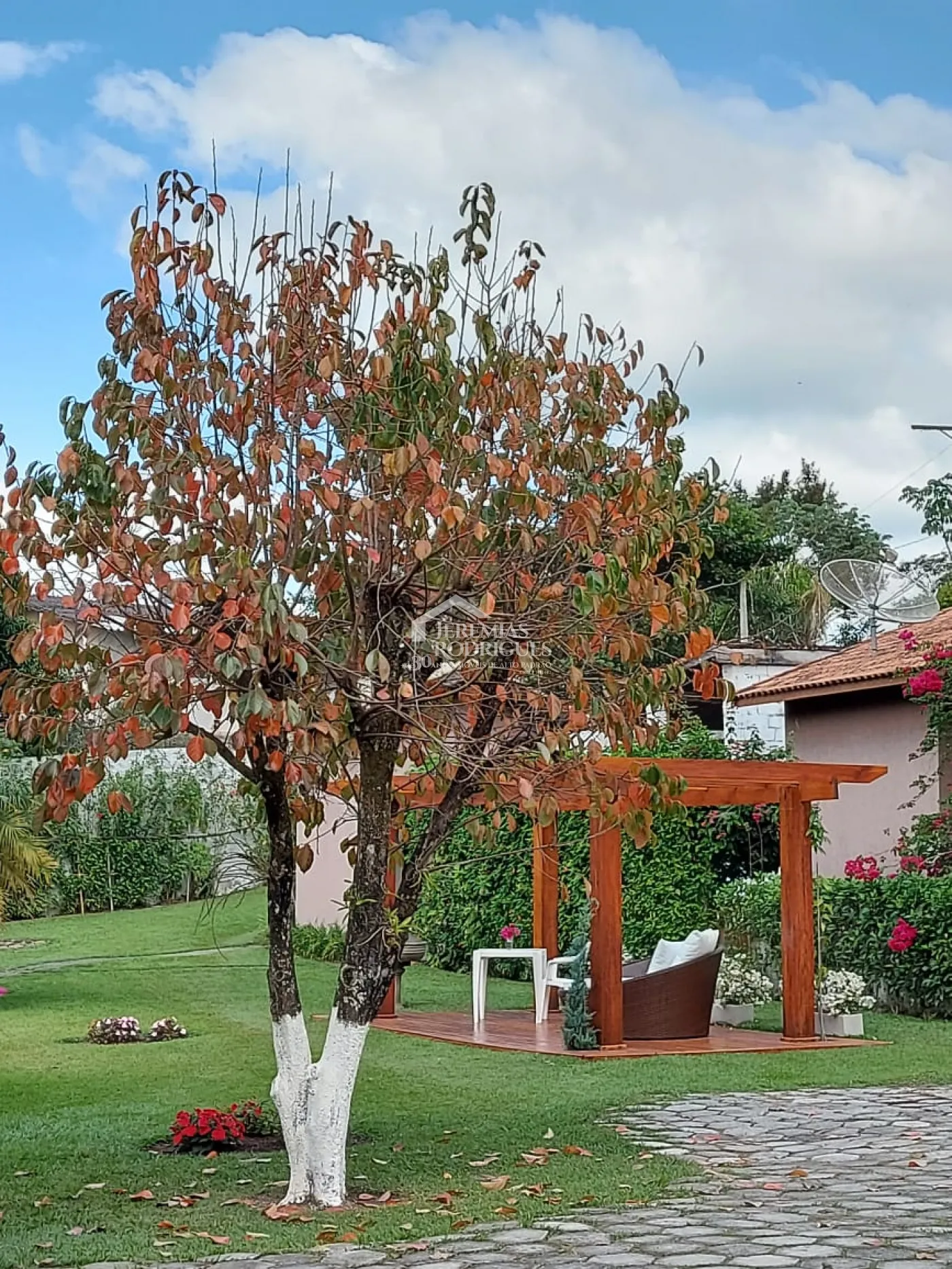 Rural misto à venda por R$ 1.800.000,00 - Pindamonhangaba/SP