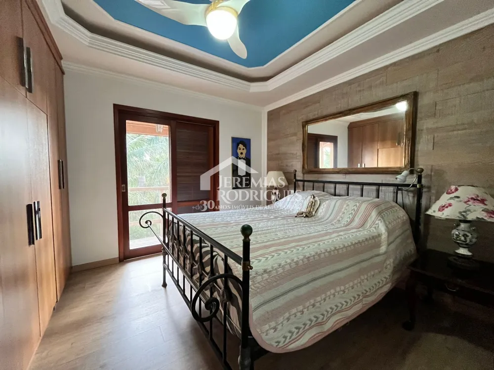 Casa com 4 dormitórios, 360 m² - Condomínio Chácaras Cataguá- Taubaté/SP