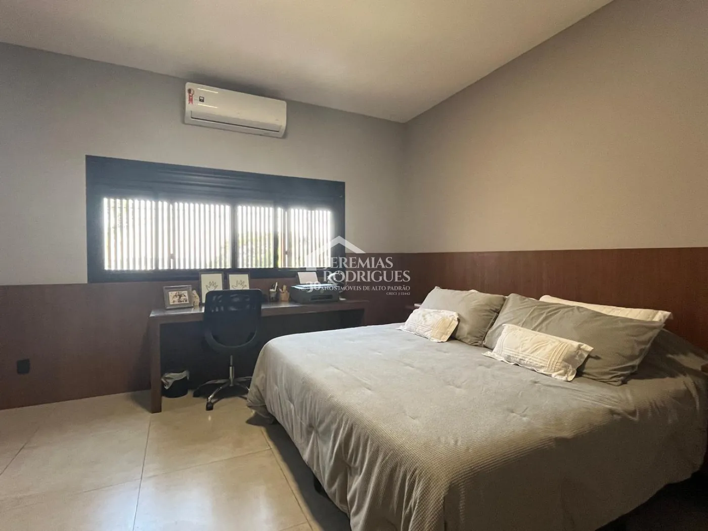 Casa com 3 dormitórios, 300 m² - Residencial Santa Helena - Caçapava/SP
