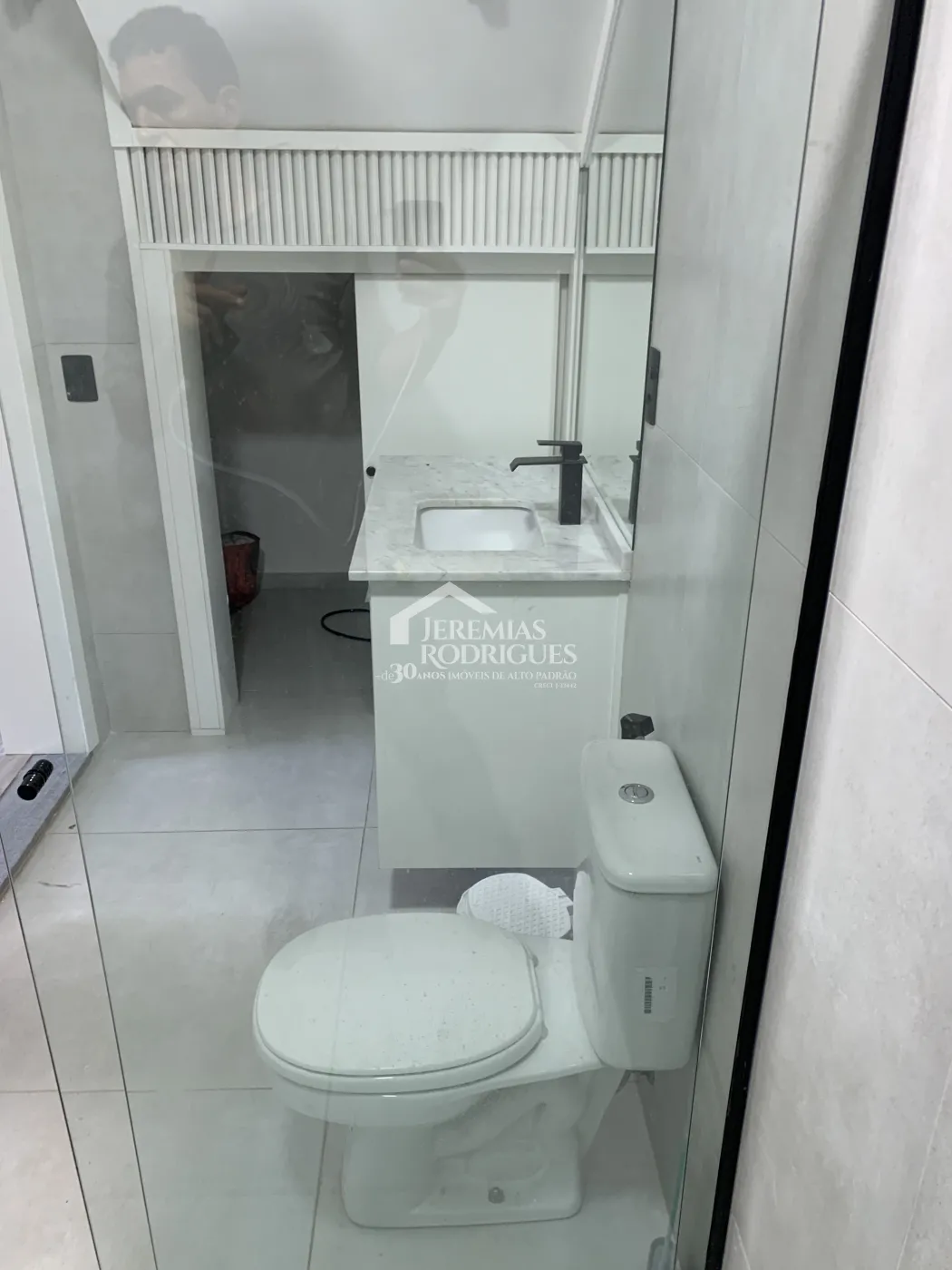 Casa à venda com 4 suítes no Condomínio Altos do Cataguá em Taubaté/SP