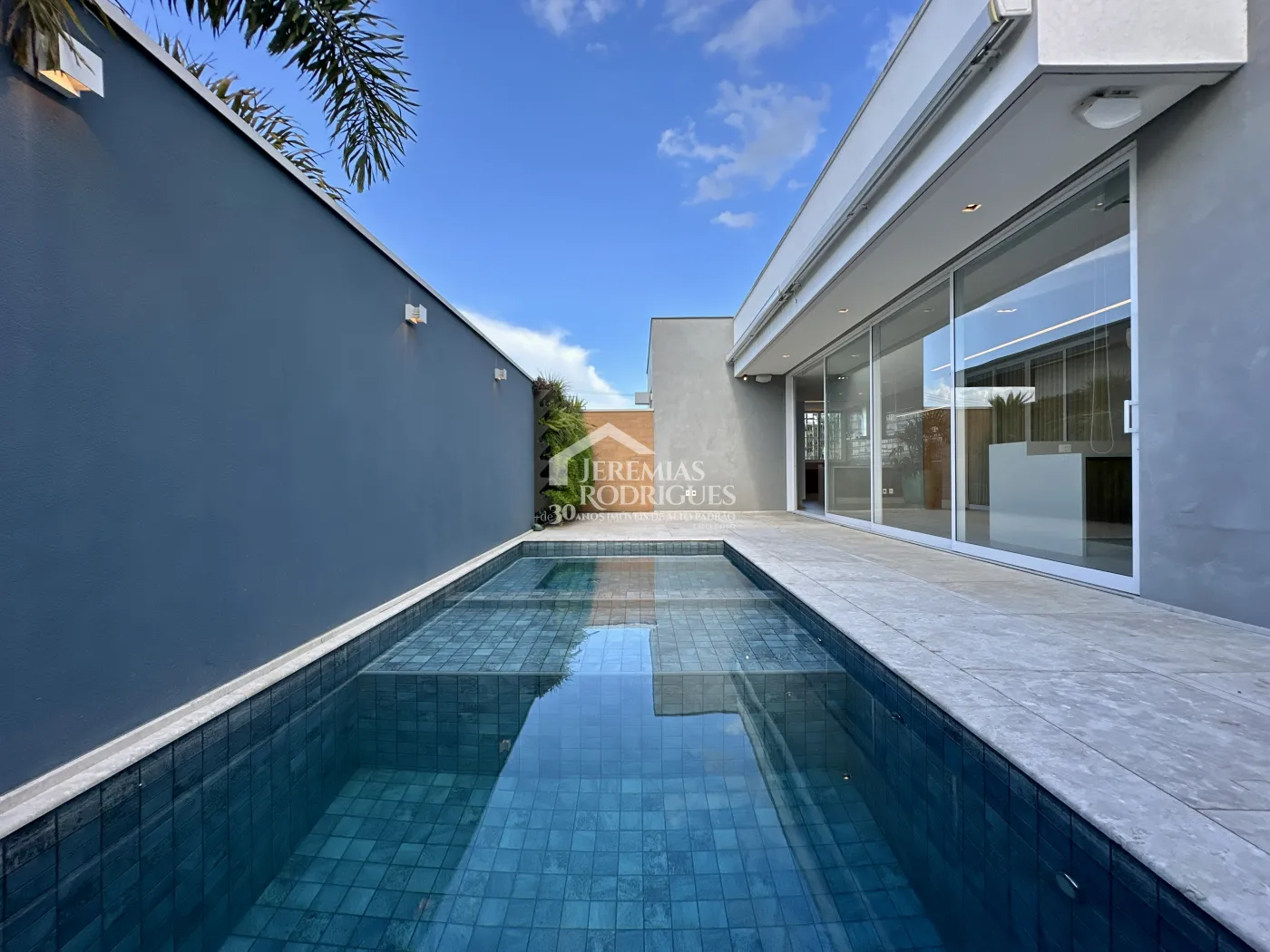Casa à venda no Condomínio Residencial Terras de San Marco em Taubaté/SP.