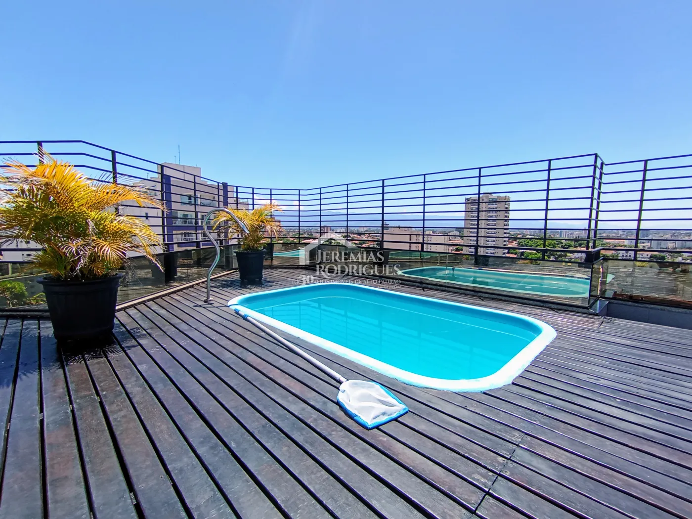 Apartamento para venda com 2 suítes no Edifício Rosa Abirached em Taubaté/SP