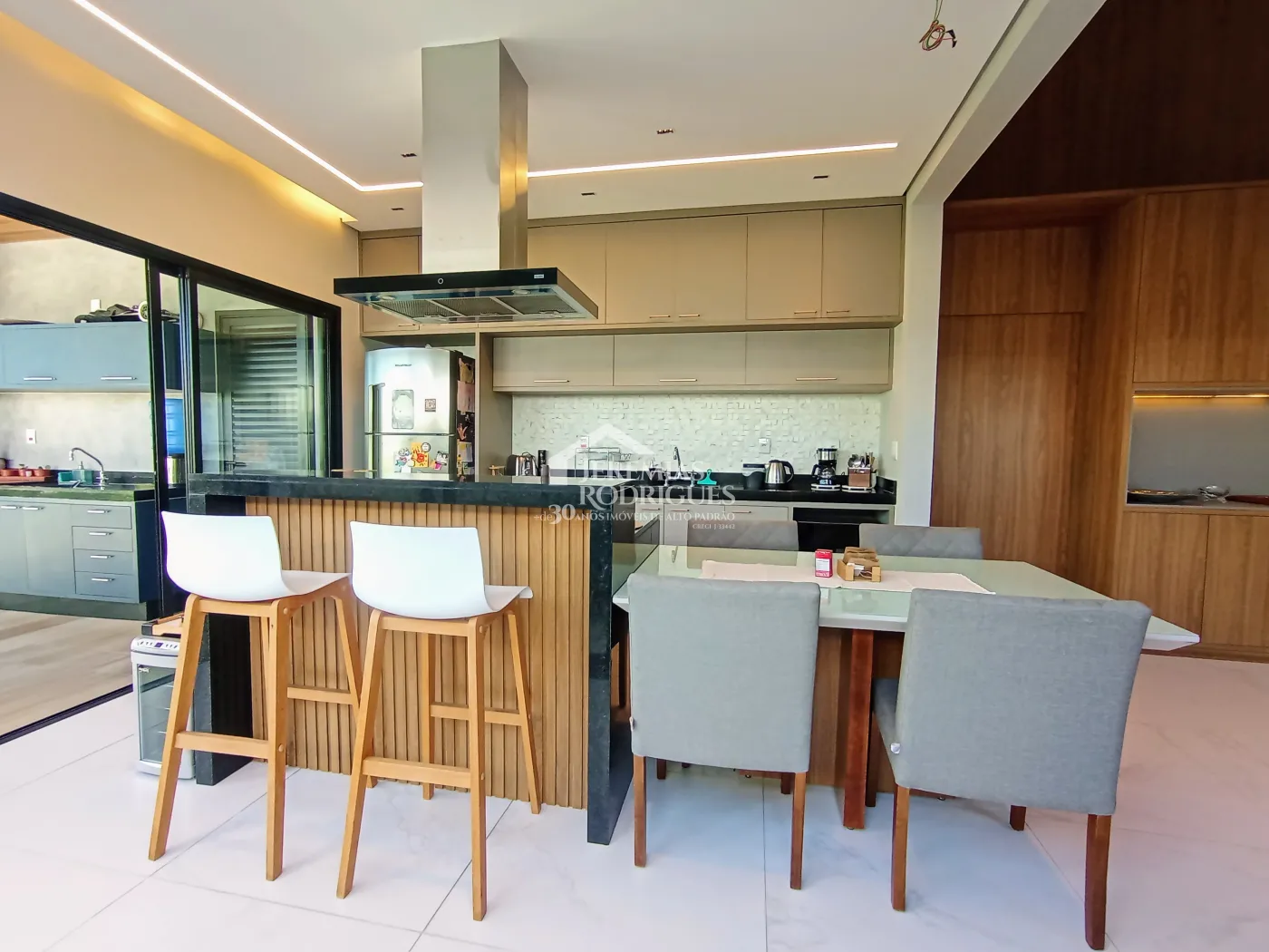 Casa para venda com 3 suítes no Condomínio Residencial Terrazzo Di Itália em Taubaté/SP