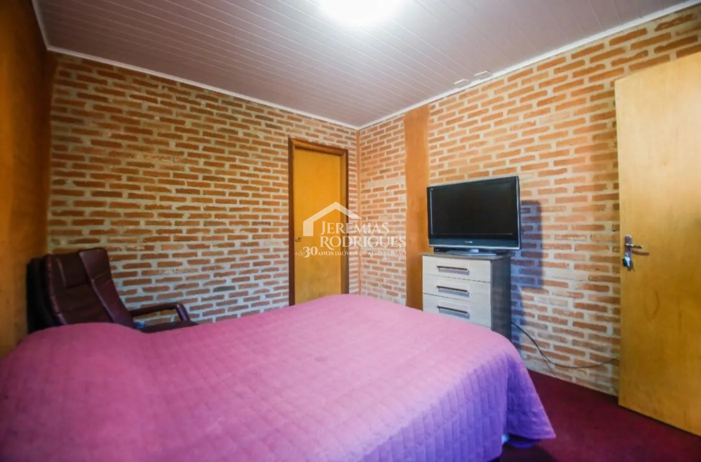 Casa para venda com 11 dormitórios no bairro Recanto Feliz em Campos do Jordão/SP