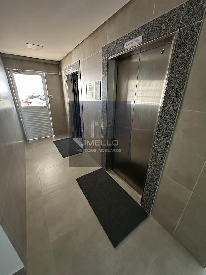 Apartamento para Venda em Praia Grande, Guilhermina, 2 dormitórios, 1 suíte, 1 banheiro, 1 vaga — foto 2