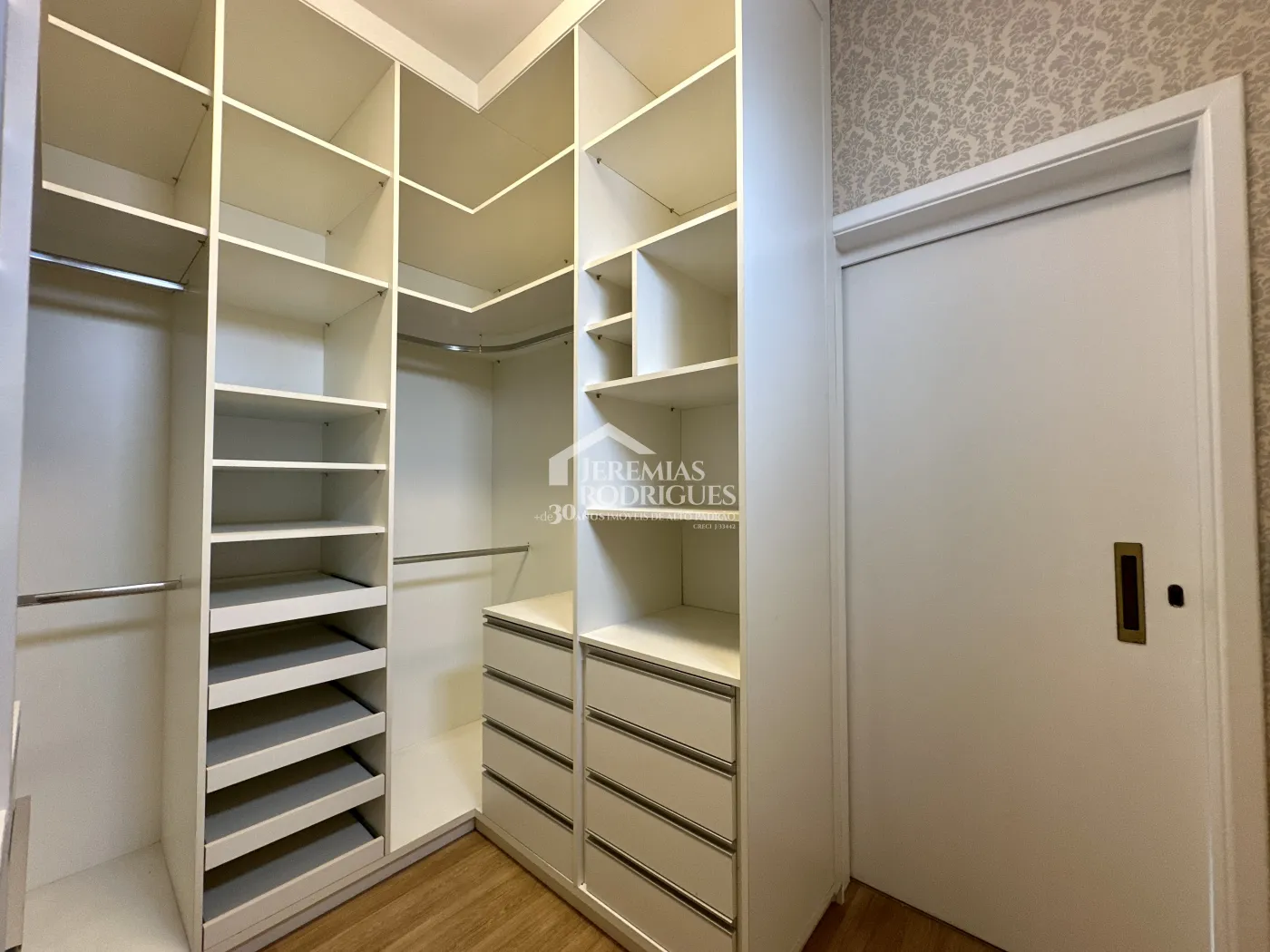 Casa com 3 dormitórios, 237 m² - Campos do Conde Chamboard - Tremembé/SP.