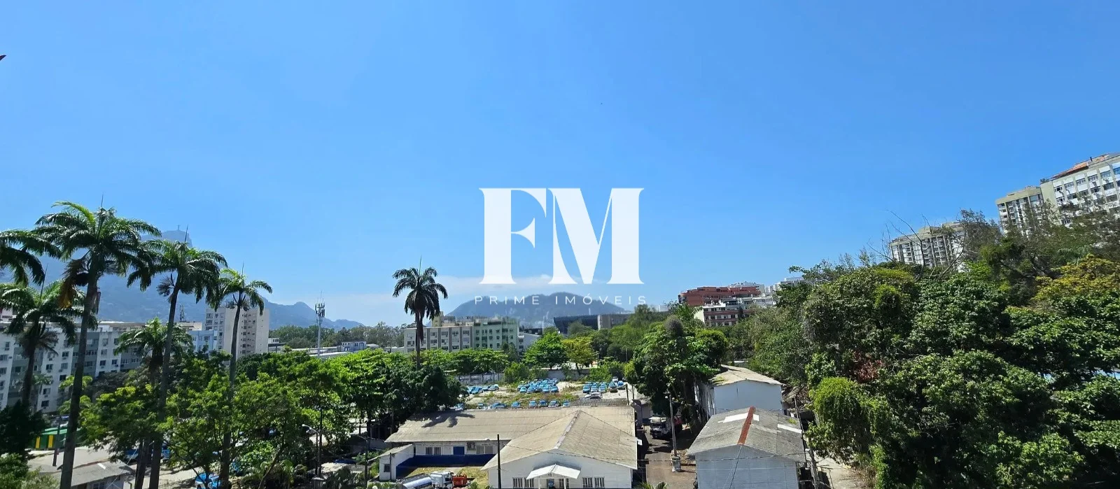 Cobertura linear, toda modernizada à venda no Leblon, São 460m², 4 suítes, vista indevassável! - foto 42