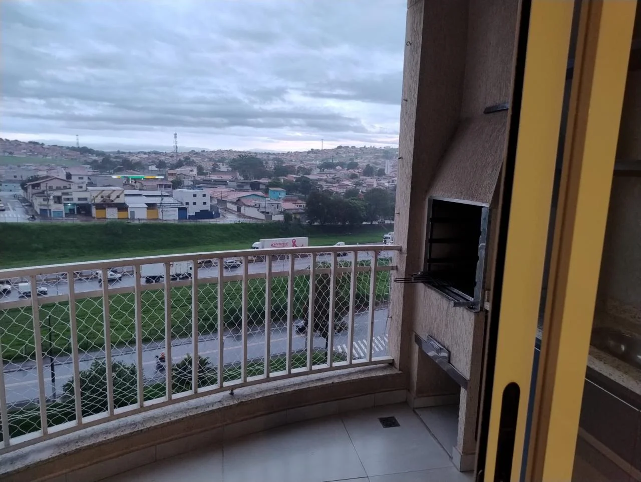 Apartamento com 2 dormitórios, 74 m²  para locação no Condomínio Litani em Taubaté/SP.