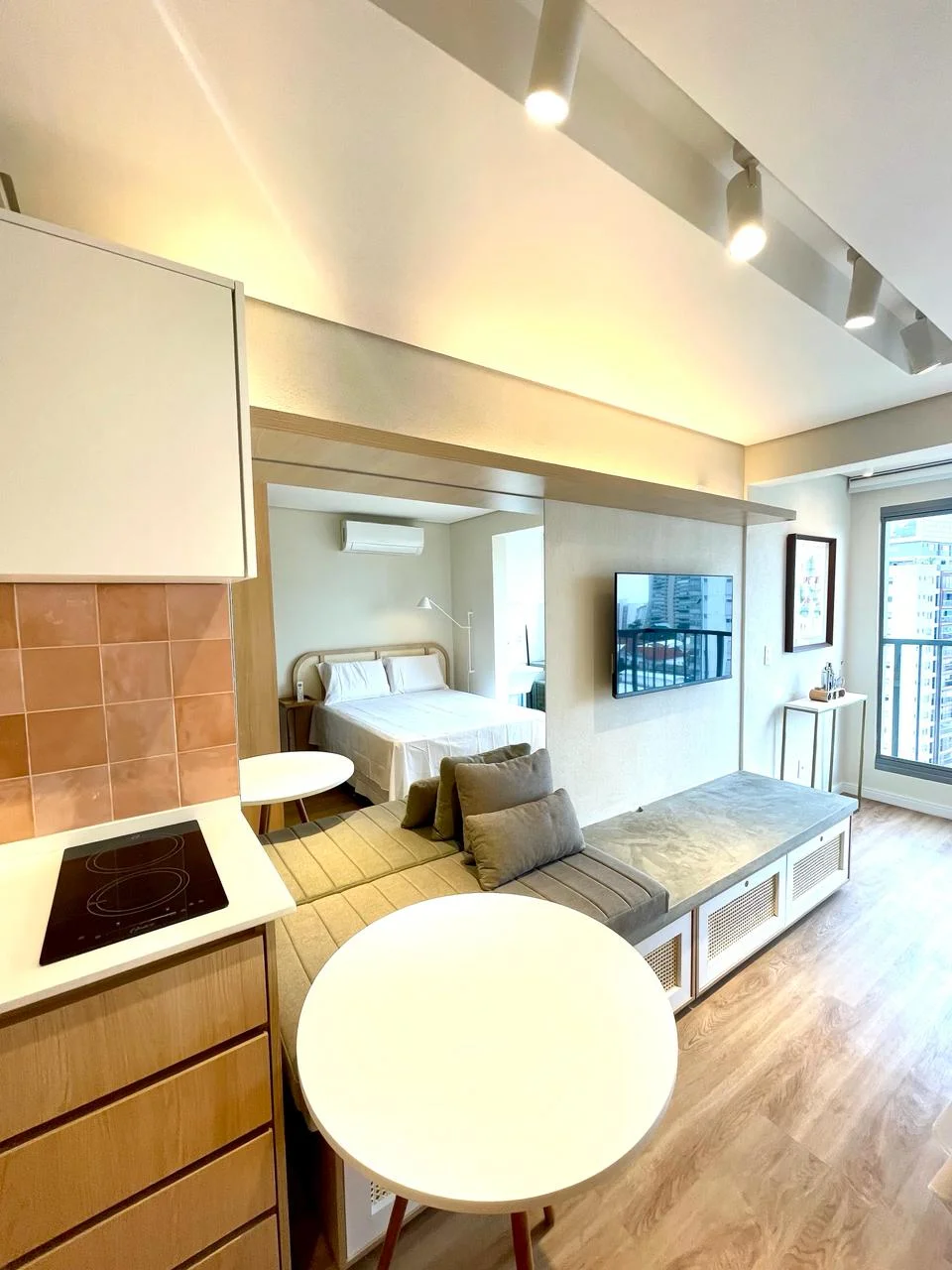 Vila Mariana | Studio mobiliado a 500 m do Metrô Ana Rosa | Cyrela