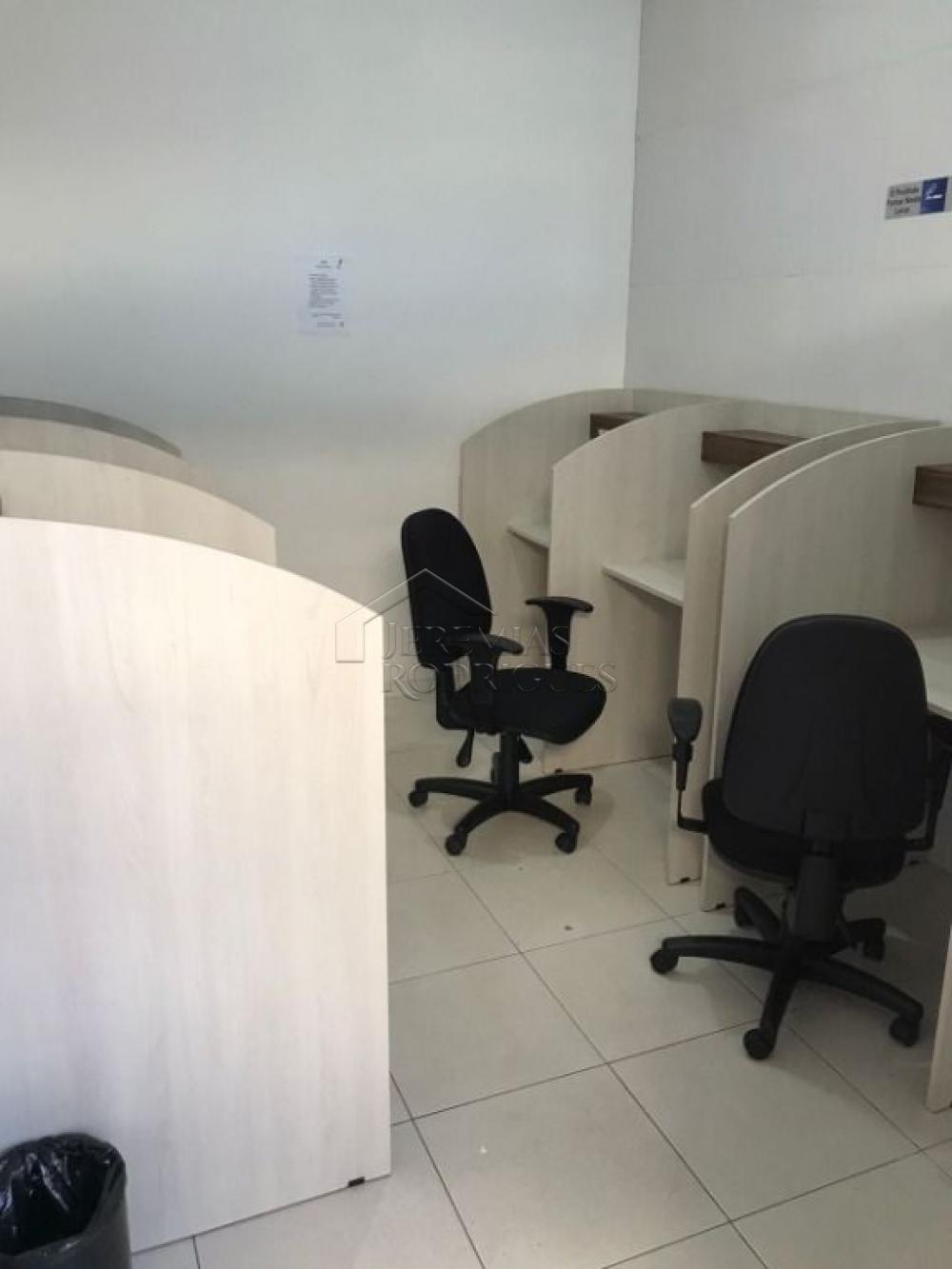 Comercial comercial à venda por R$ 3.000.000,00 - Taubaté/SP