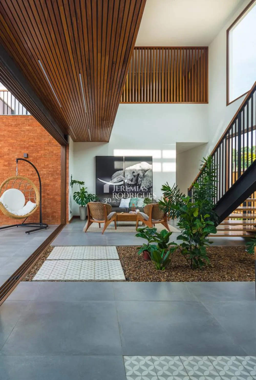 Maravilhosa casa com 5 quartos, 438 m² - Colonial Village II - Pindamonhangaba/SP