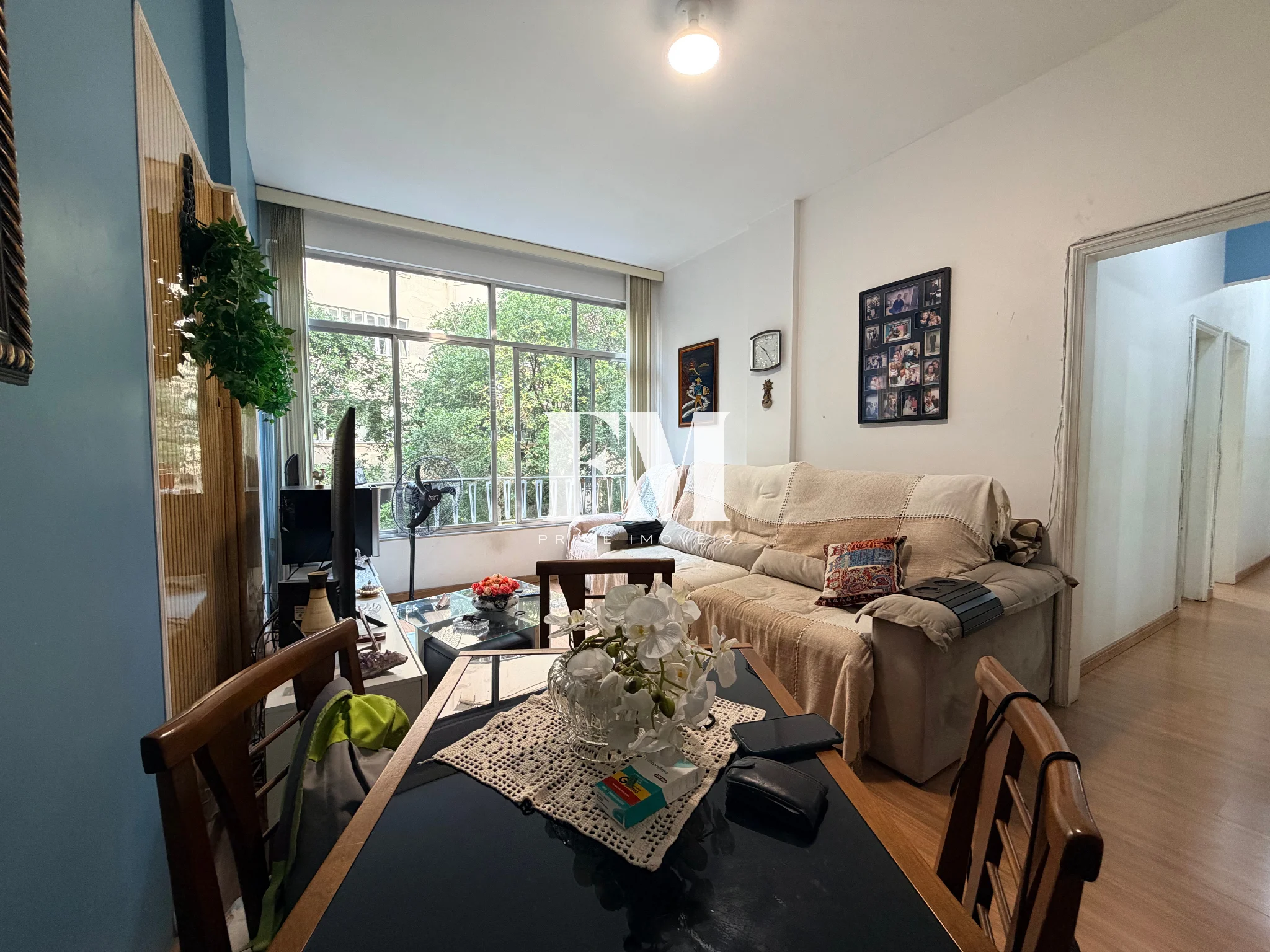 Apartamento à venda de 3 quartos com charme e praticidade a passos do metrô e da praia em Copacaban - foto 2