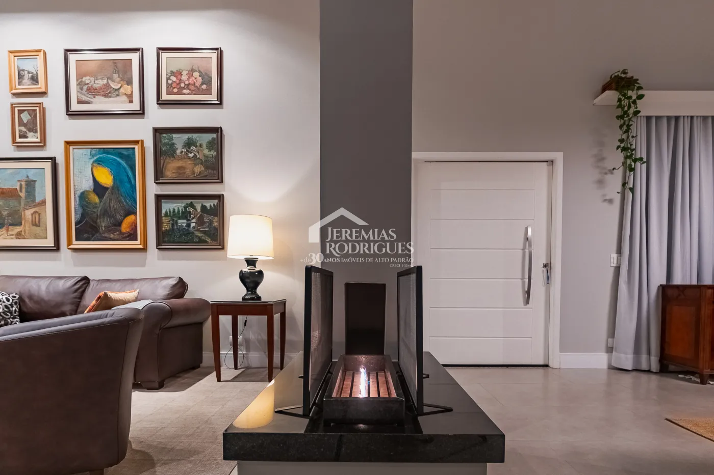 Casa com 4 dormitórios à venda, 330 m² - Parque da Mantiqueira - Santo Antônio do Pinhal/SP