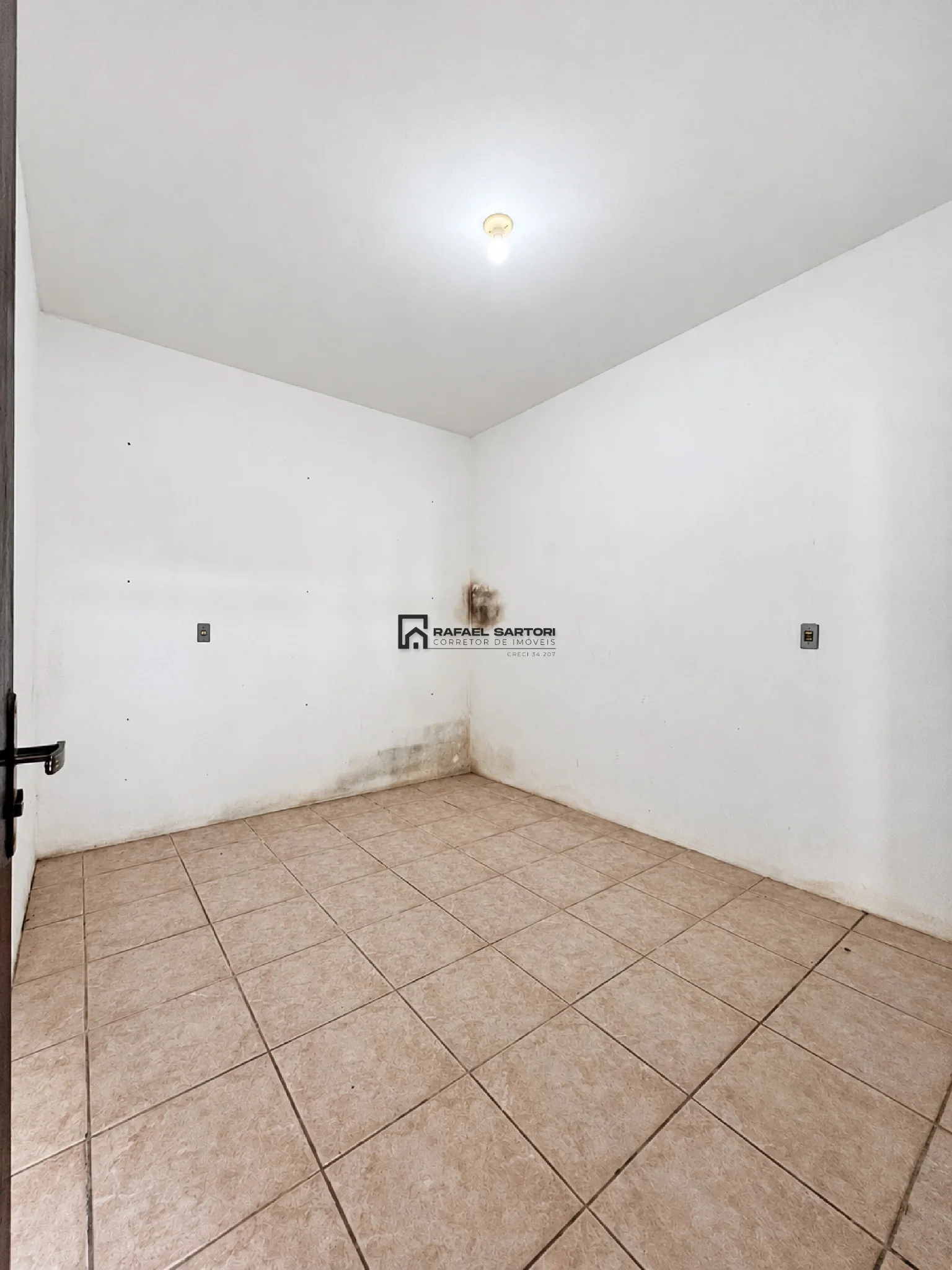 CASA COM 05 QUARTOS BAIRRO CENTENÁRIO - foto 20