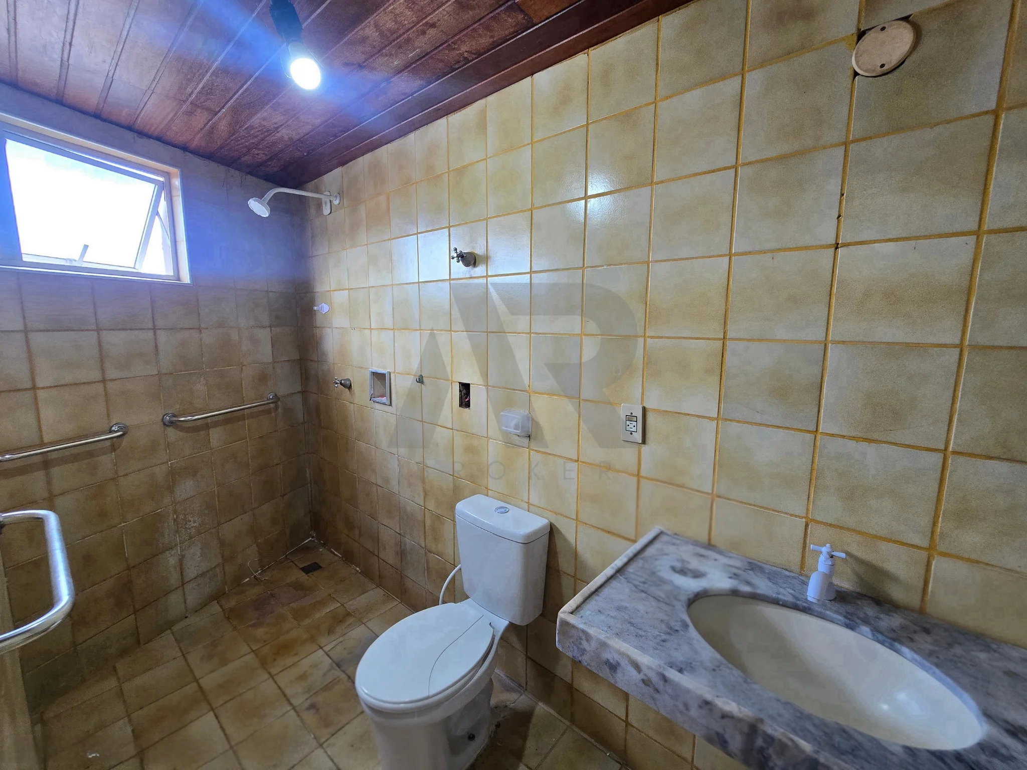 Ed. Narbonne, 3 quartos, Nascente, 110 m², Papicu, Fortaleza/CE