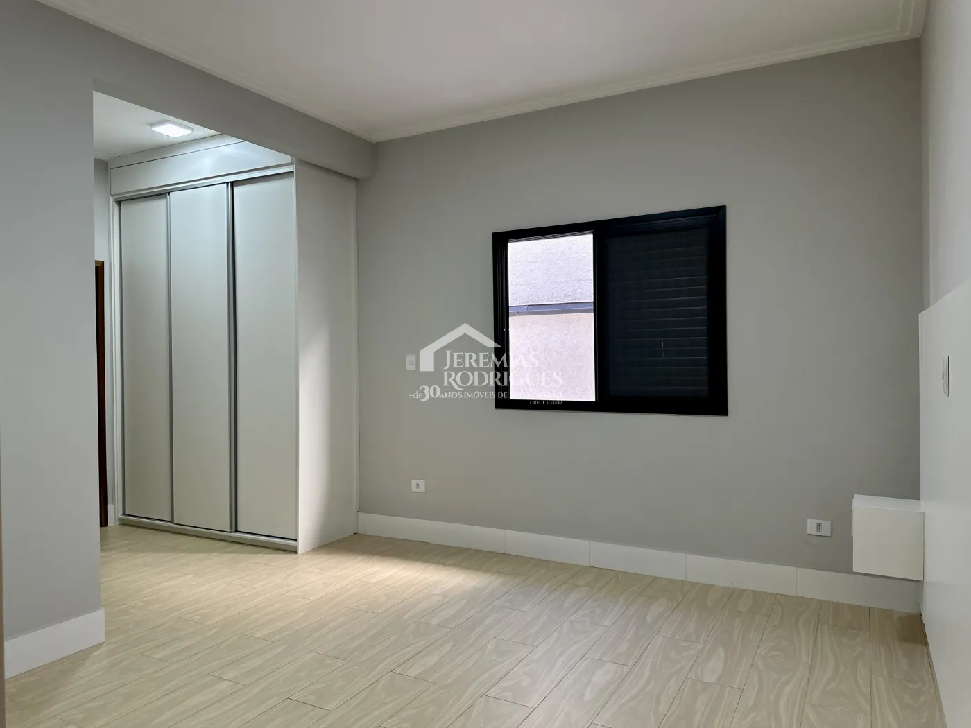 Casa para locação com 3 dormitórios no Condomínio Parque das Araucárias em Tremembé/SP
