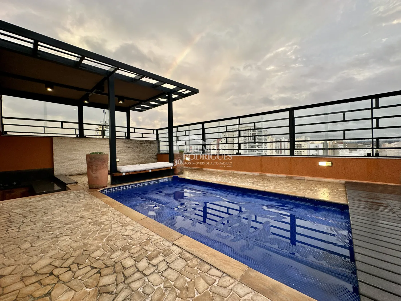 Apartamento com 2 dormitórios, 171 m² - Edifício Solar dos Juritis - Taubaté/SP.