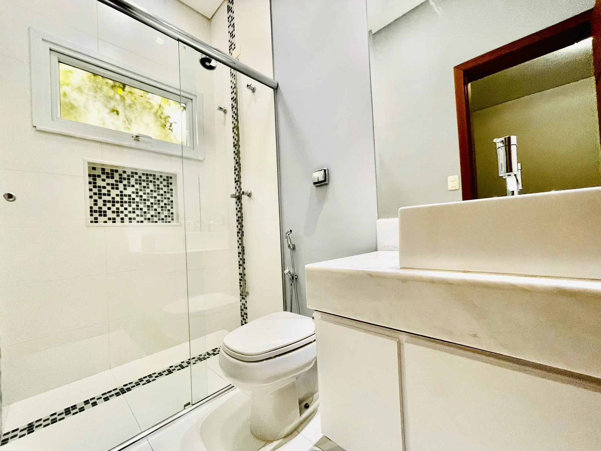 Casa à venda com 3 suítes no Condomínio Residencial San Marco em Taubaté/SP