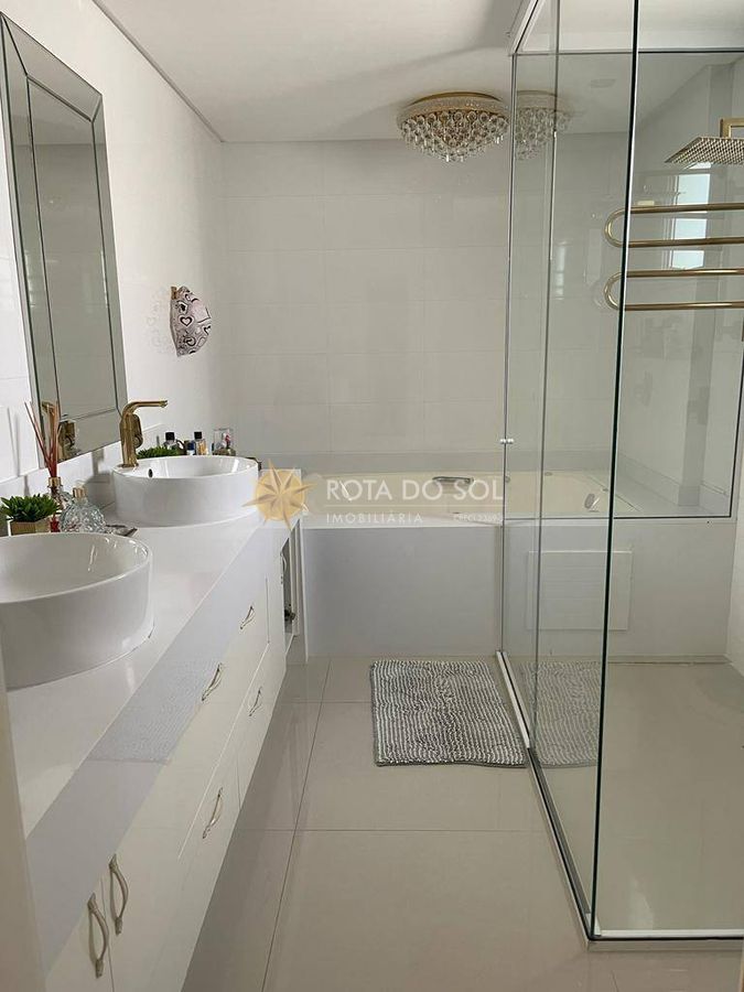 Atlantic Paradise Apartamento 4 Suítes com Lazer de Resort em Meia Praia Itapema