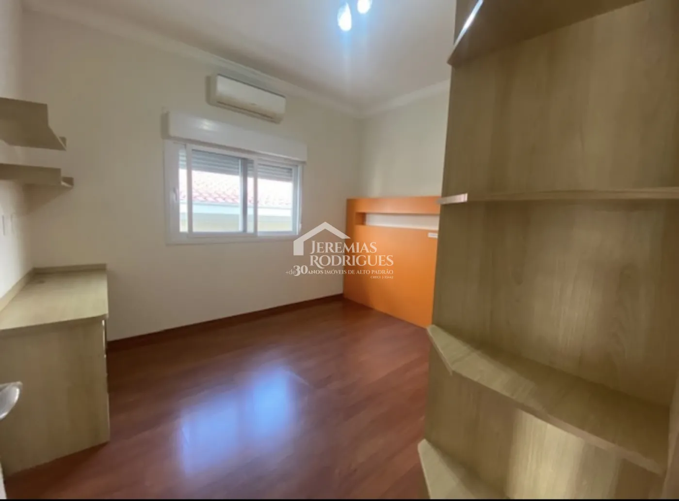 Sobrado com 5 dormitórios, 300 m² - Condomínio Taubaté Village - Taubaté/SP