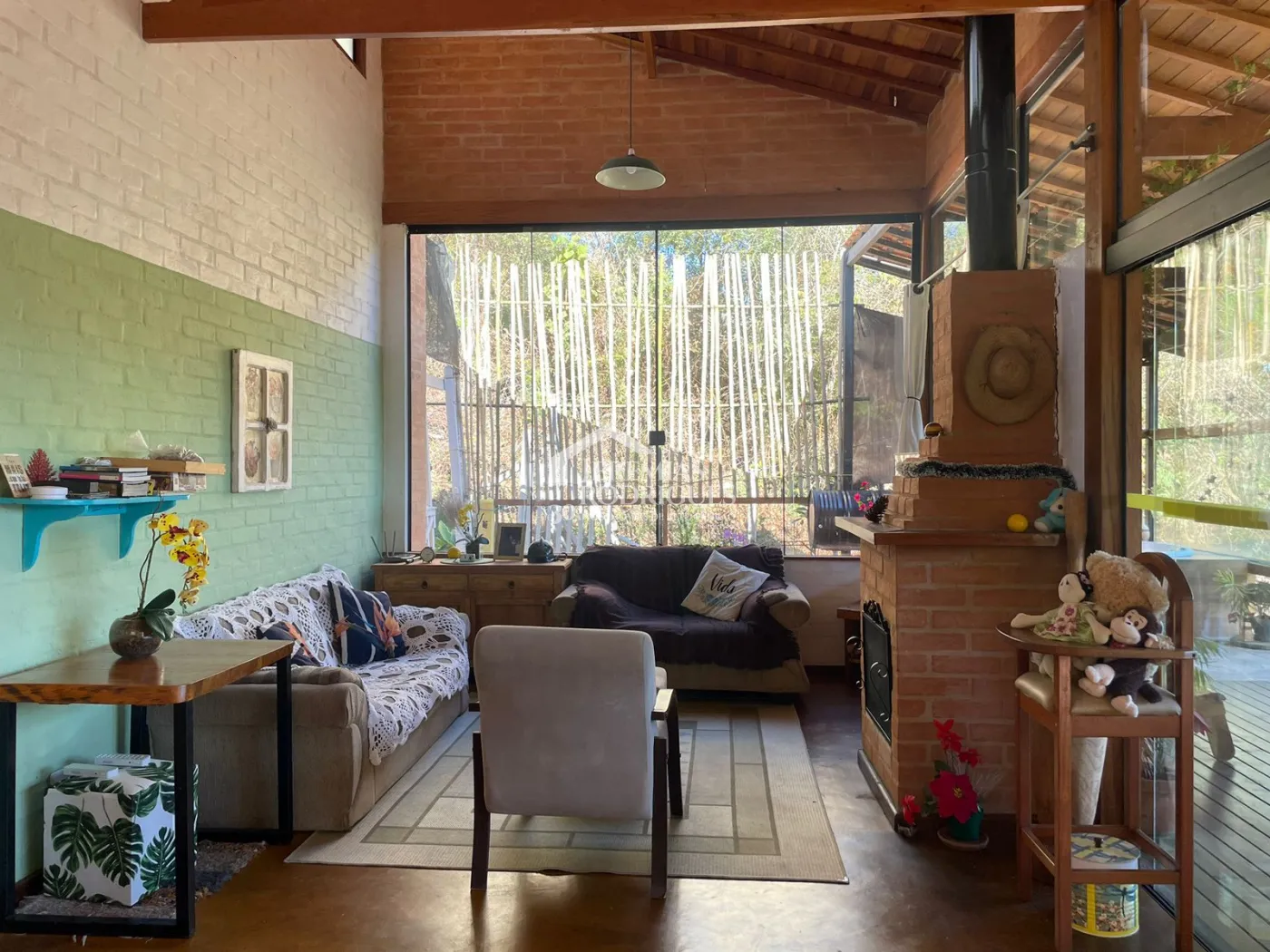 Casa com 2 suítes, no Pinhalzinho em Santo Antônio do Pinhal/SP