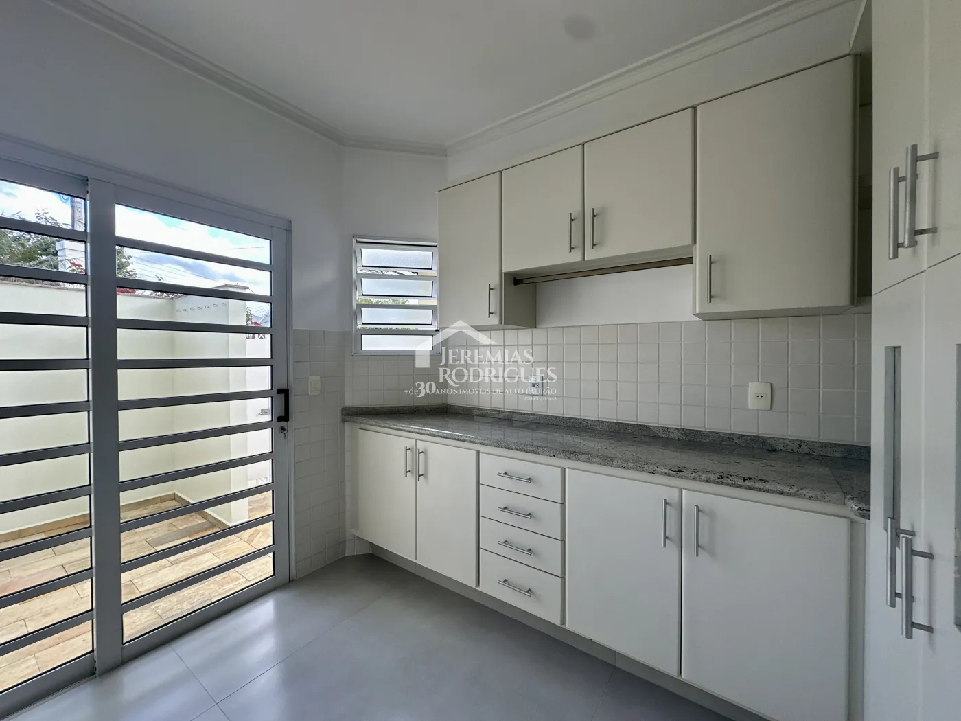 Casa para locação com 4 dormitórios no Condomínio Taubaté Village em Taubaté/SP - foto 40