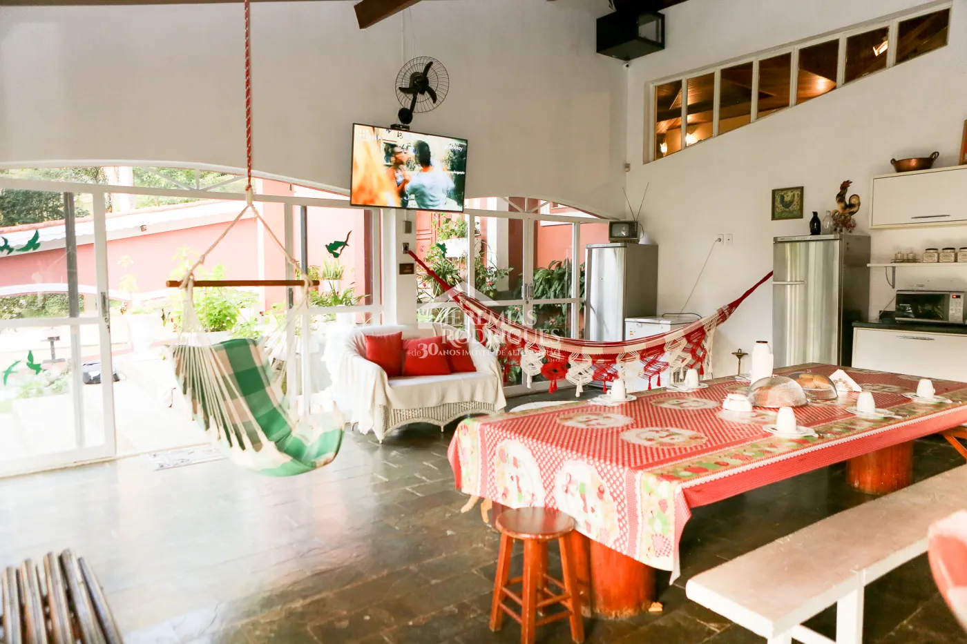 Chácara à venda no bairro do Sapucaí, em Sapucaí-Mirim/MG.