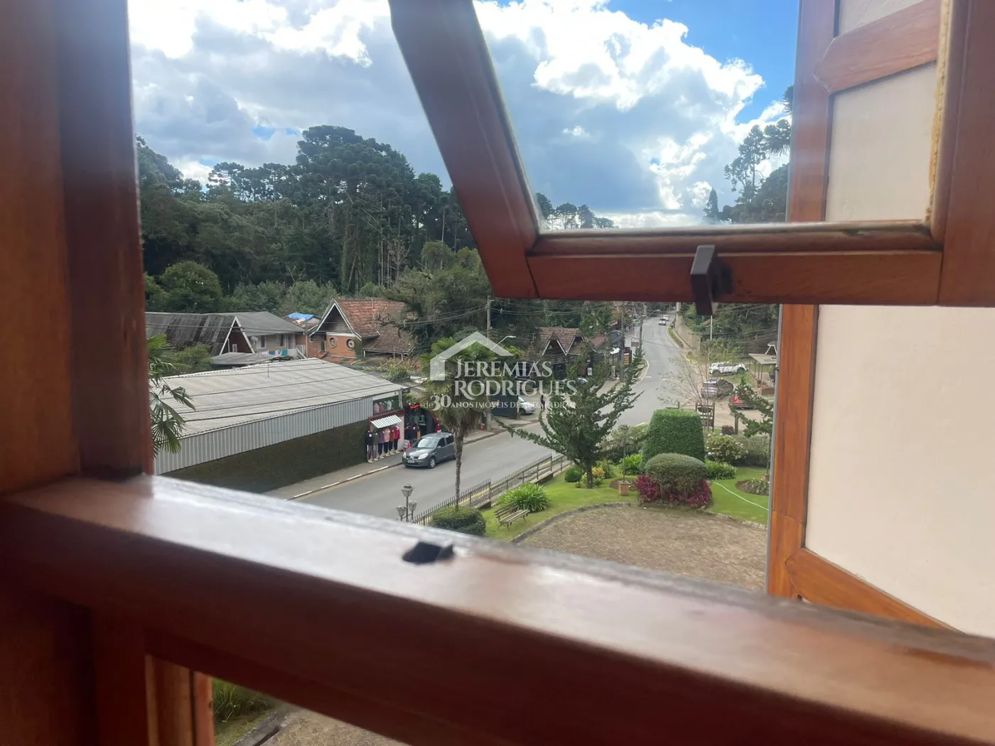 Apartamento com 3 dormitórios, 186 m² -  Condomínio Nouvelle Ville - Campos do Jordão/SP