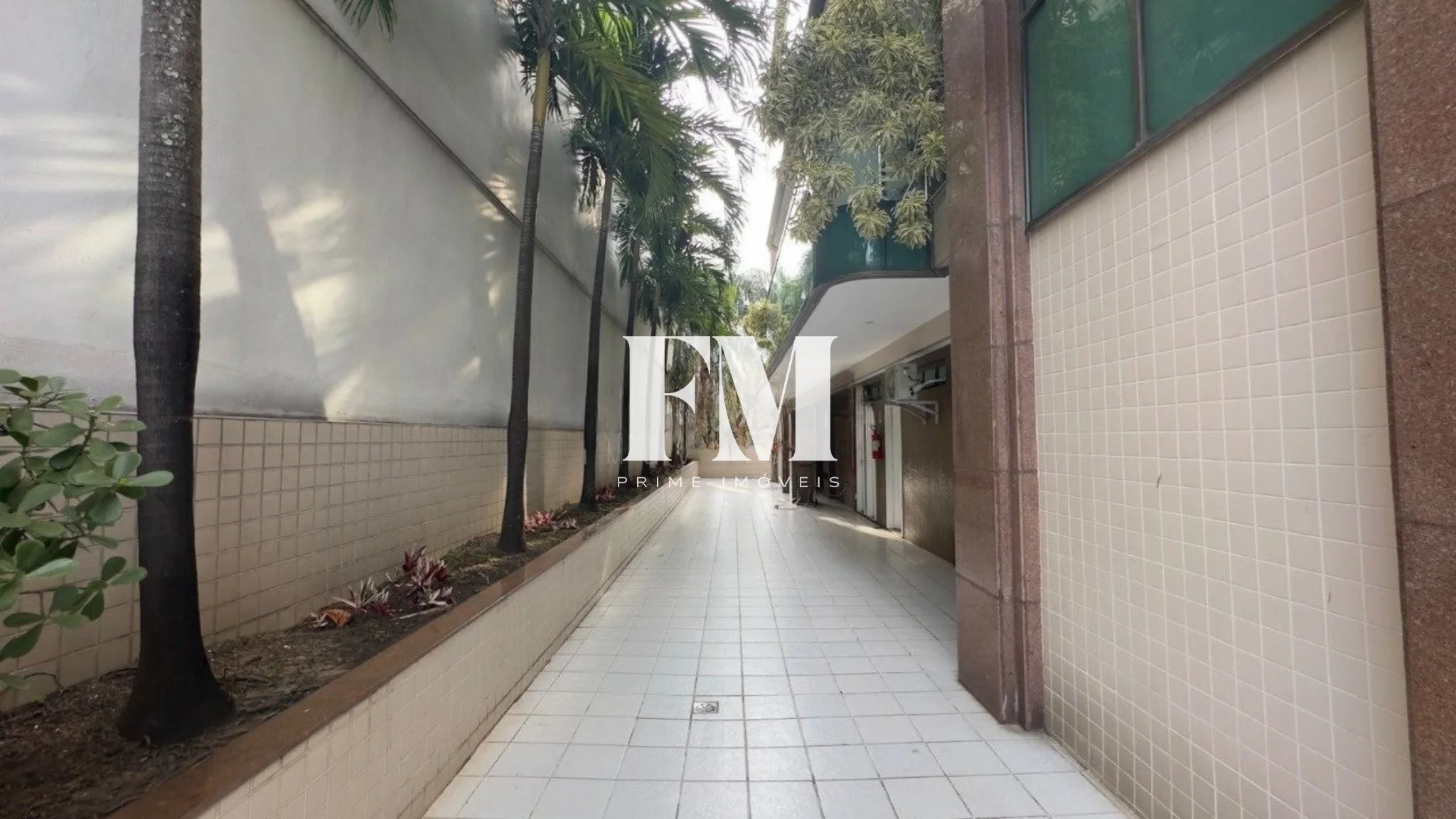 Leblon | 2 Quartos (1 Suíte) | 84m² Finamente Decorado com Serviços, Lazer e 2 Vagas - foto 15