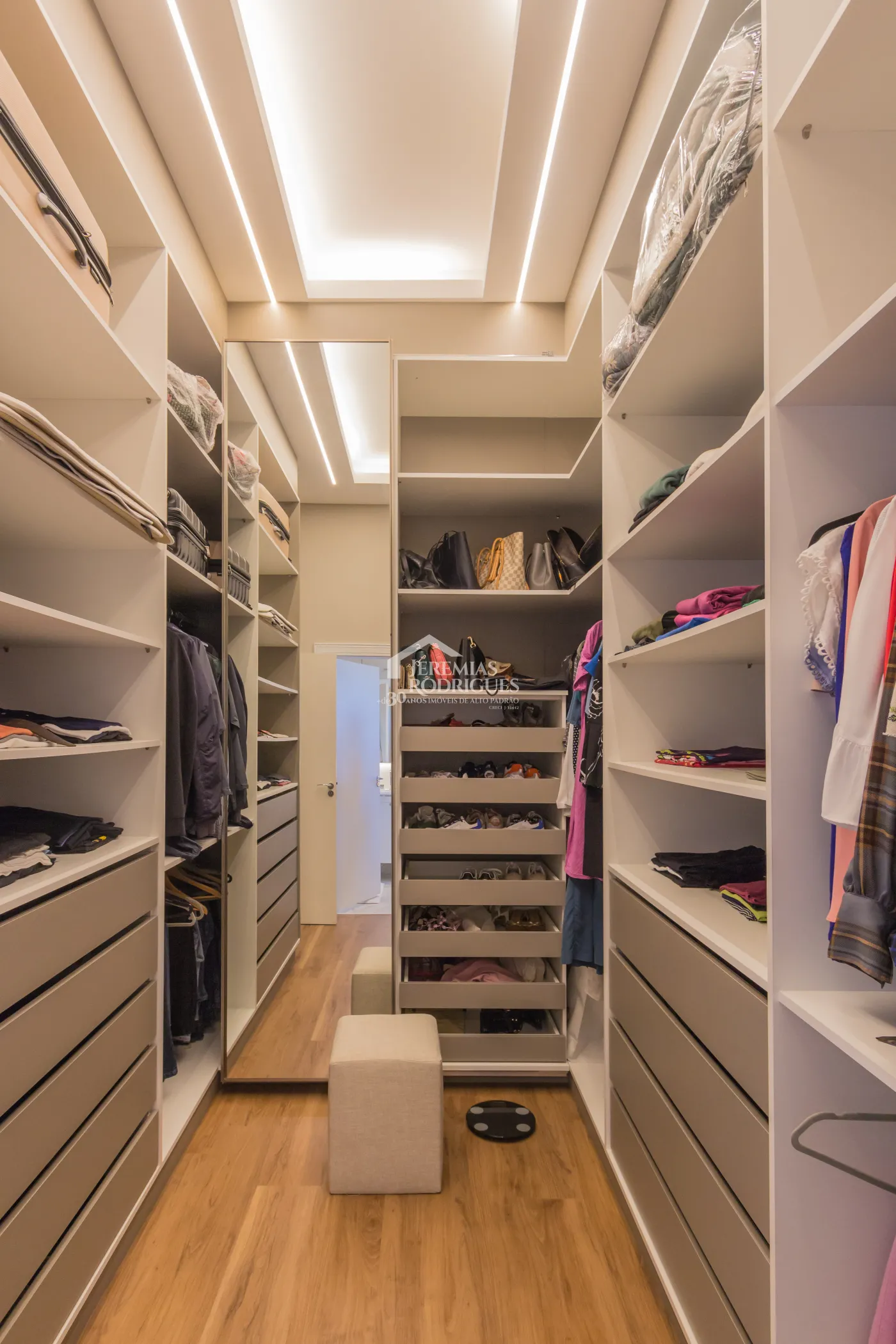 Casa à venda no Condomínio Residencial Terras de San Marco em Taubaté/SP.