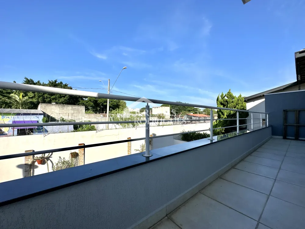 Casa mobiliada para locação no Condomínio Campos do Conde I em Tremembé/SP. 