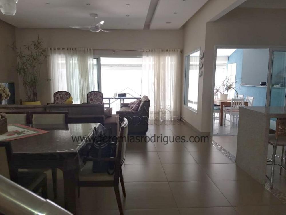 Casa à venda por R$ 900.000,00 - Tremembé/SP