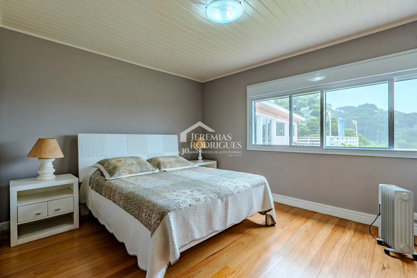 Casa à venda por R$ 4.400.000,00 - Campos do Jordão/SP