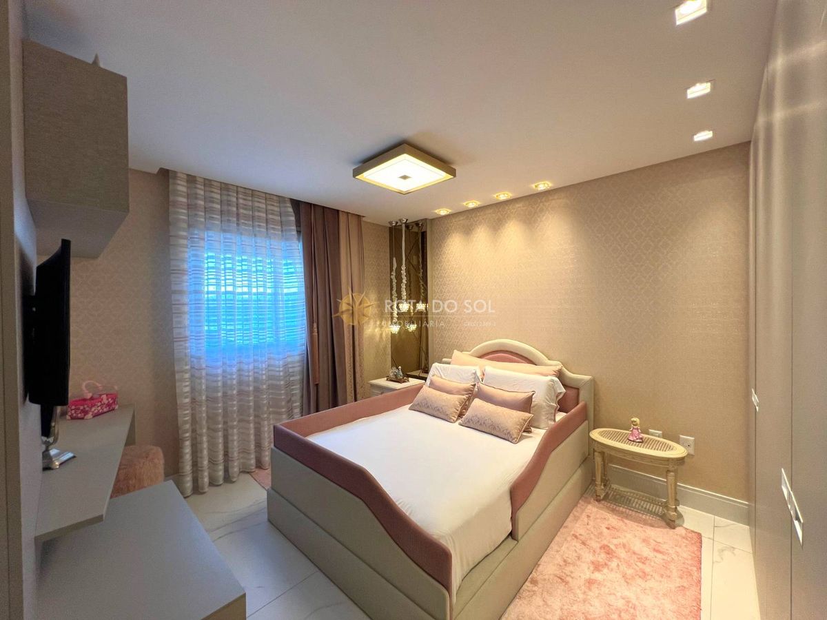 =Vogue Home Apartamento Quadra Mar 4 Suítes Meia Praia Itapema SC