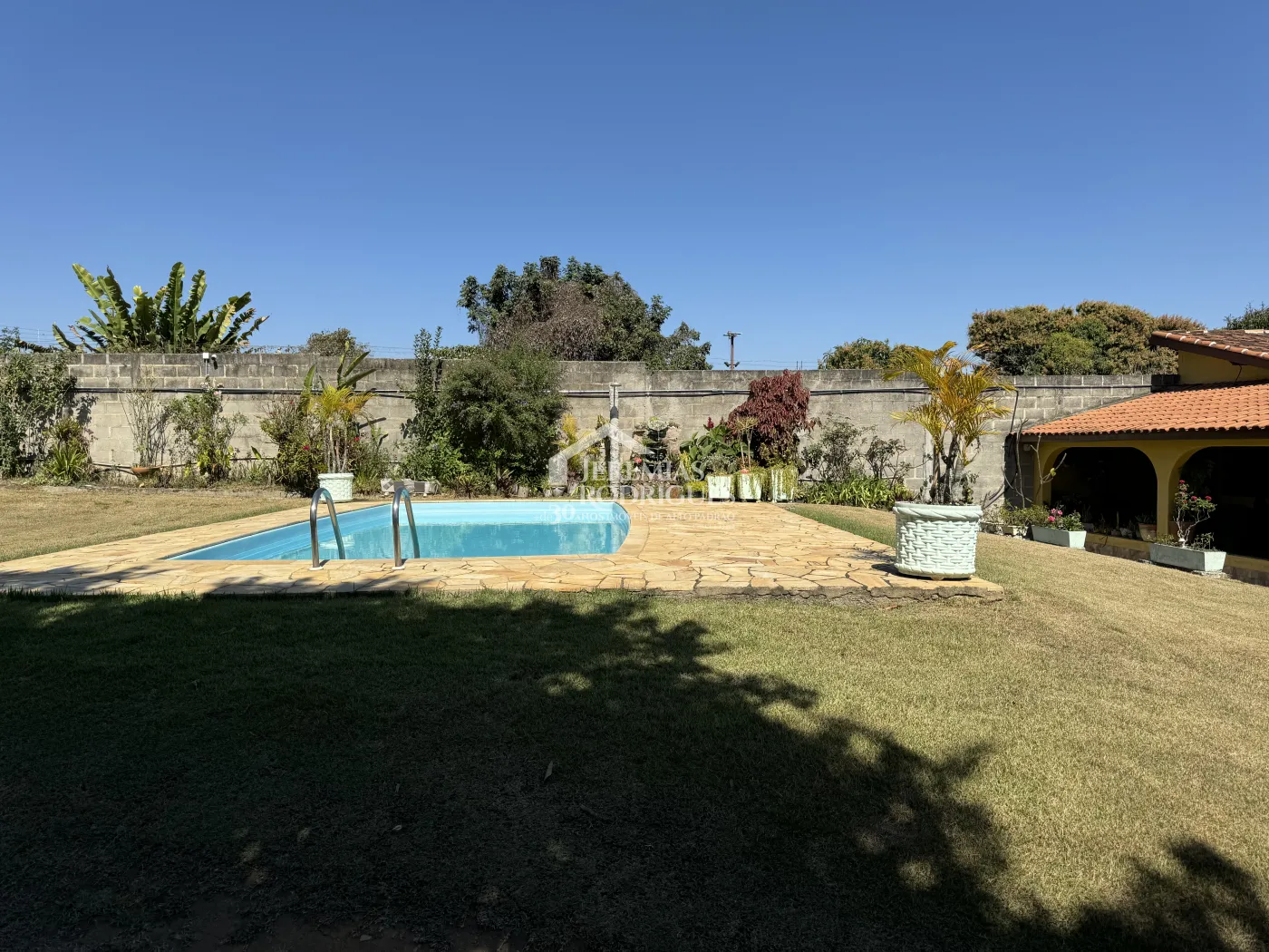Chácara com 290 m² - bairro Lago Azul - Pindamonhangaba/SP.