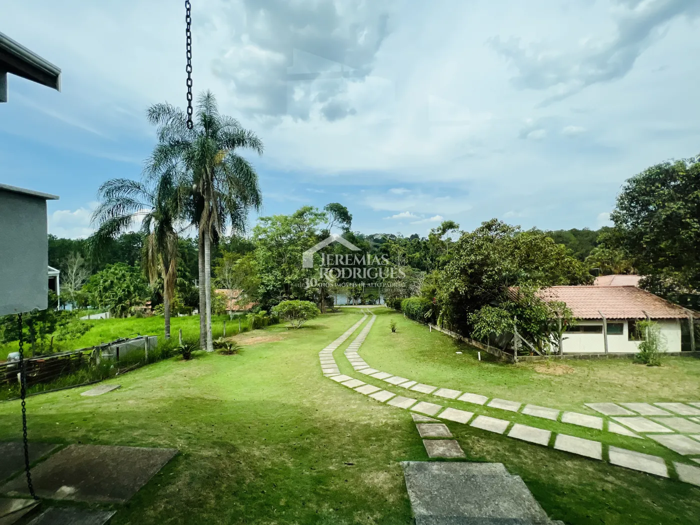 Casa com 3 dormitórios, 281 m² - Condomínio Chácaras Cataguá - Taubaté/SP