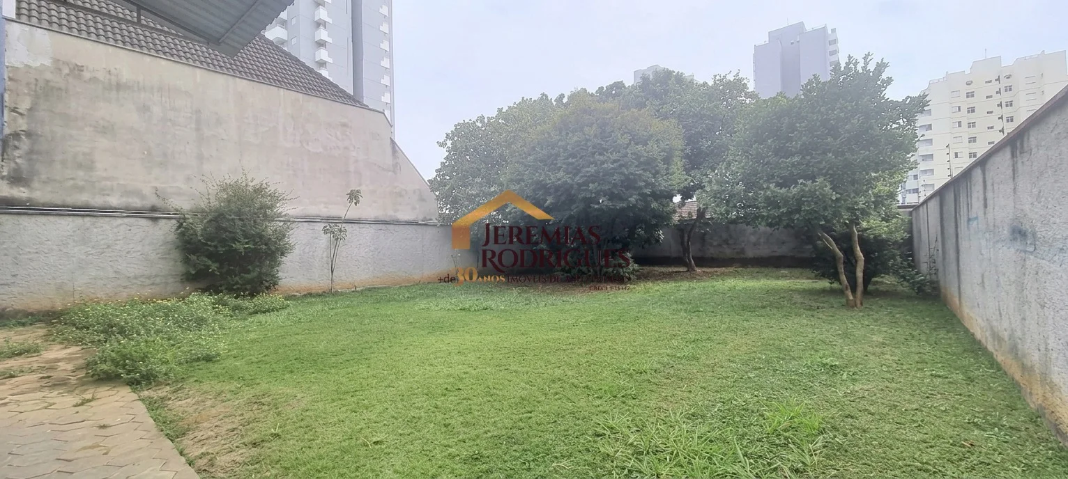 Imóvel para locação entre a praça Santa Terezinha e bairro Independência em Taubaté /SP.