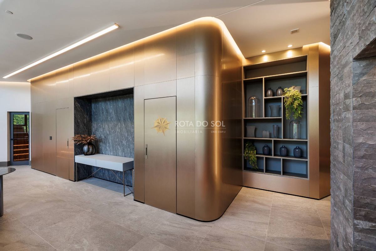 Yachthouse Apartamento Alto Padrão 4 Suítes no Centro de Balneário Camboriú SC