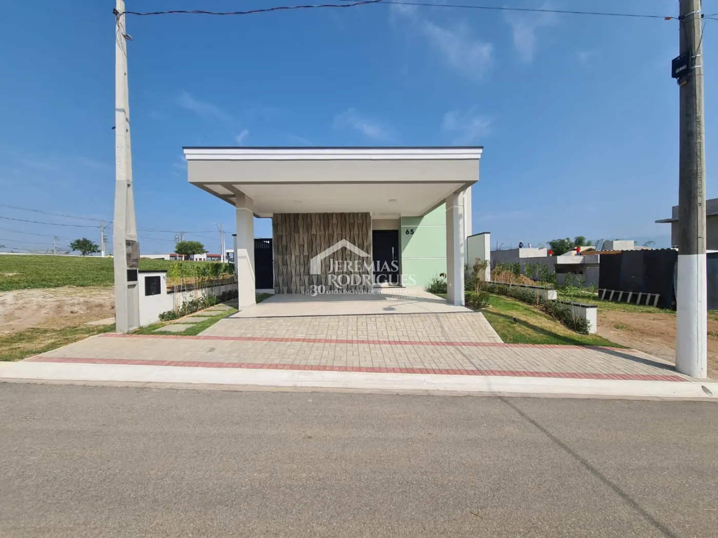 Casa com 3 dormitórios, 152 m² - Condomínio Barão de Tremembé - Tremembé/SP.