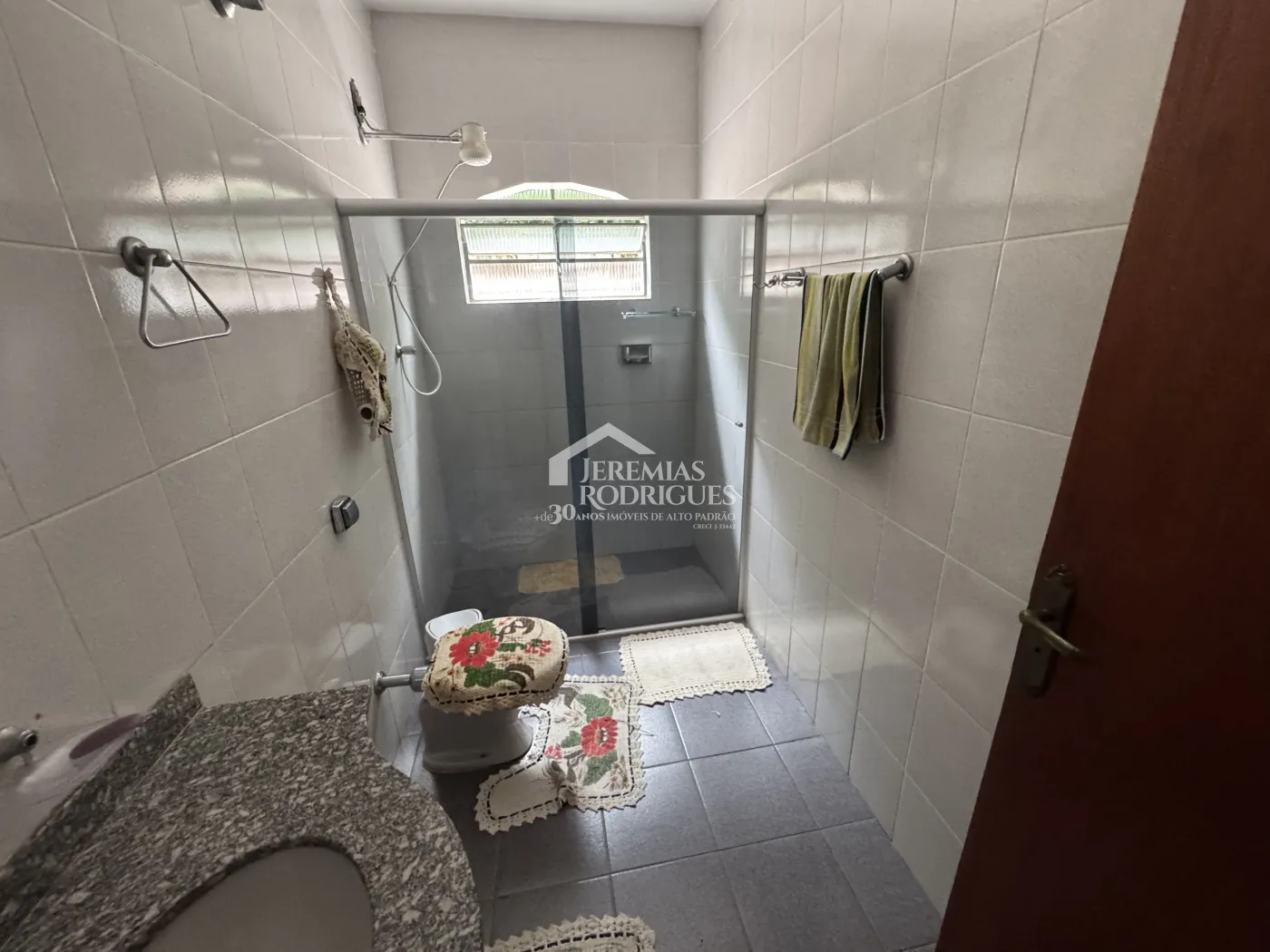 Área com imóvel residencial para venda no bairro Crispim em Pindamonhangaba/SP
