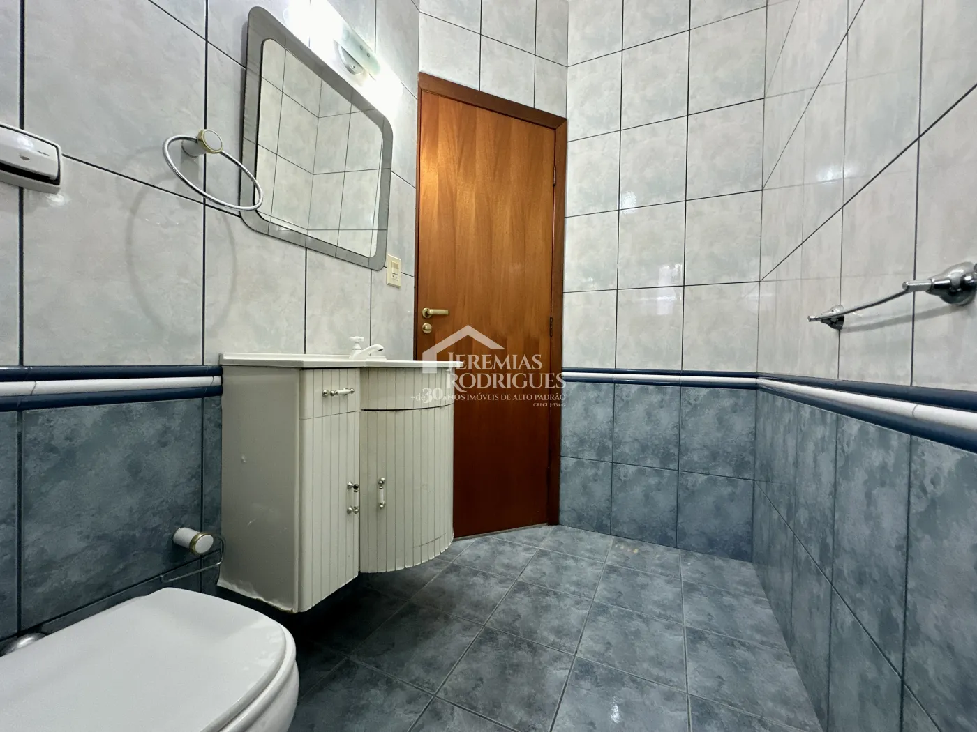 Casa para locação no Condomínio São Charbel em Taubaté/SP. — foto 28