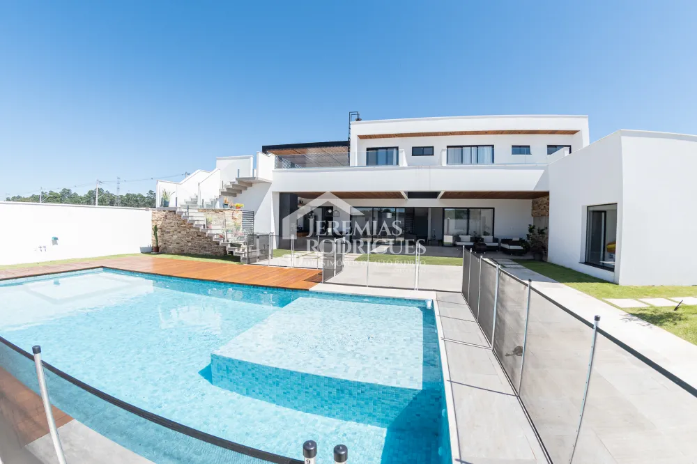 Casa com 4 suítes, 529,3 m² - Condomínio Colonial Village II - Pindamonhangaba/SP