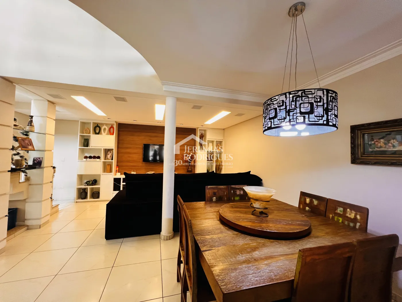 Casa com 4 dormitórios, 394 m² - Alto São Pedro - Taubaté/SP.