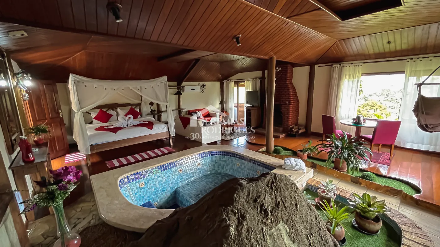 Pousada com 900 m² - Visconde de Mauá/RJ