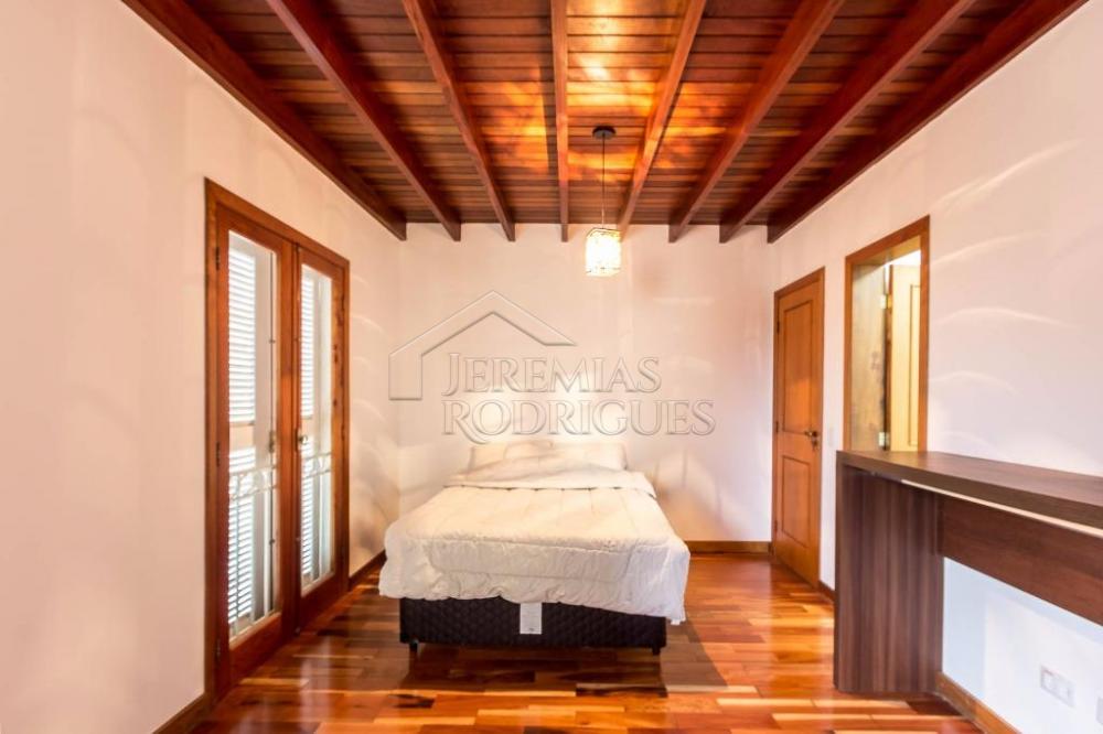 Casa à venda por R$ 1.350.000,00 - Campos do Jordão/SP