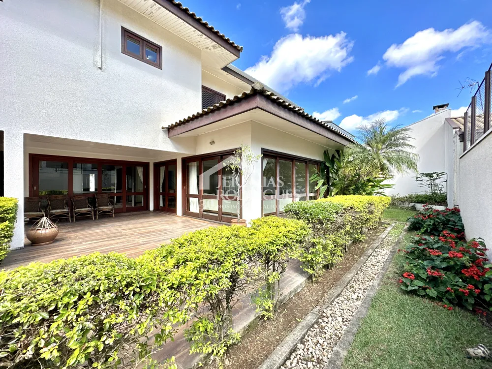 Casa com 4 quartos, 617 m² - Condomínio Taubaté Village - Taubaté/SP