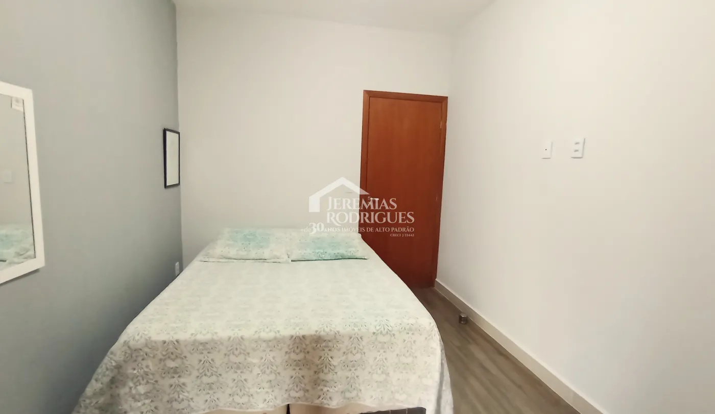 Casa à venda com 3 suítes no Condomínio Moema Ville em Pindamonhangaba/SP.
