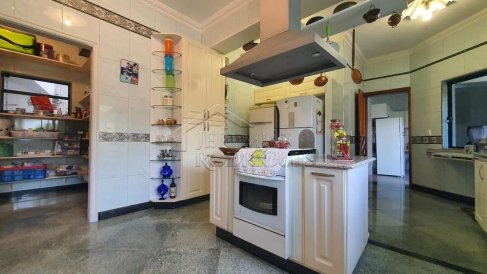 Casa à venda por R$ 3.000.000,00 - Pindamonhangaba/SP